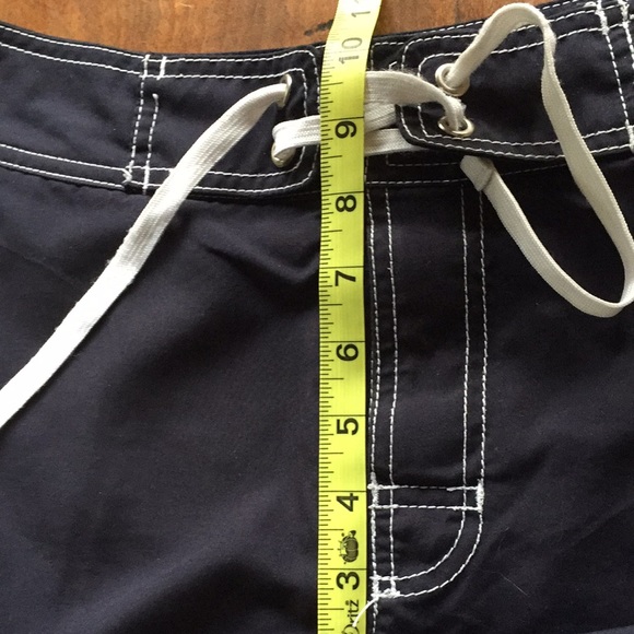 Gap Board Shorts Navy with white stitching - Picture 11 of 13